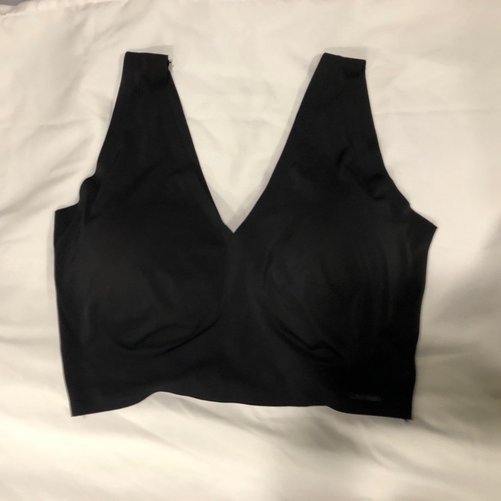 Lightly lined V-neck bralette